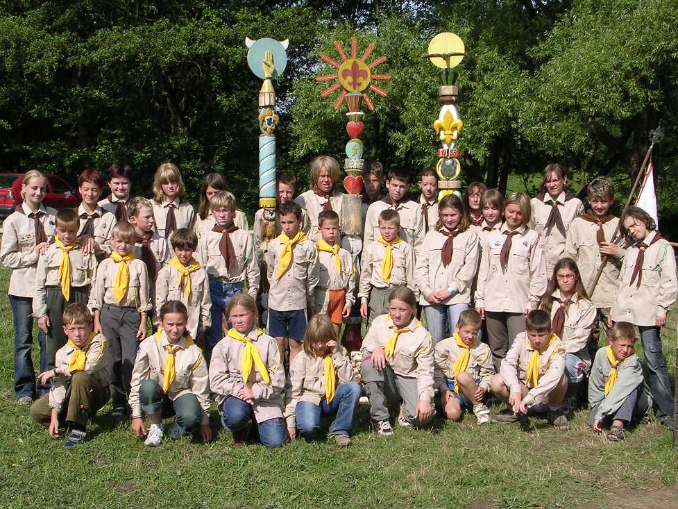 2005 tábor Přetín dětské oddíly.jpg