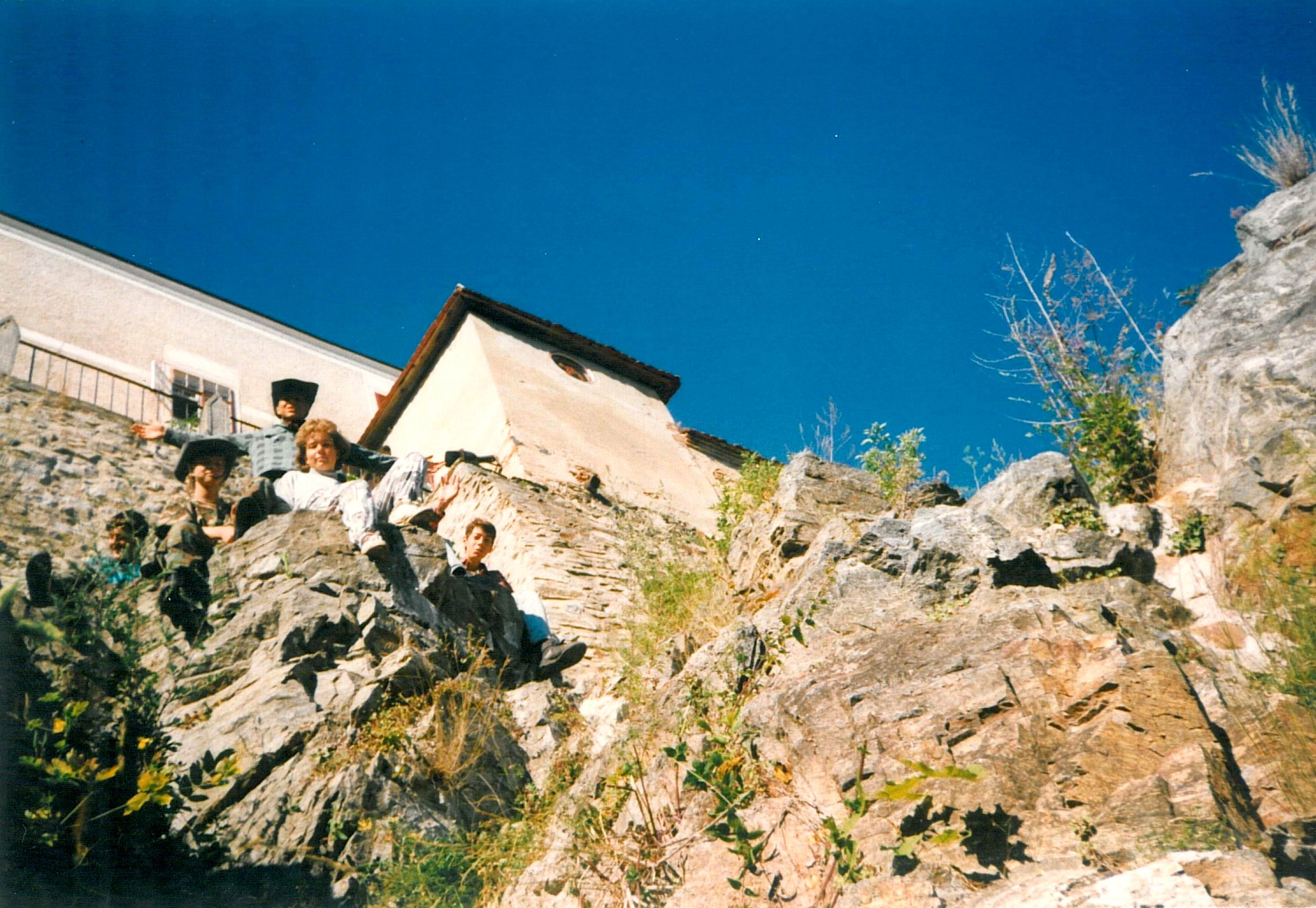 1996 Puťák Podyjí - hrad Bítov.jpg
